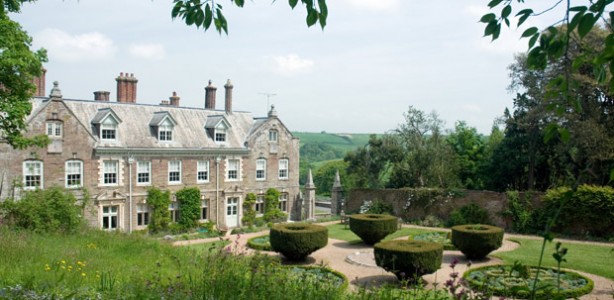 View Langdon Court Hotel website